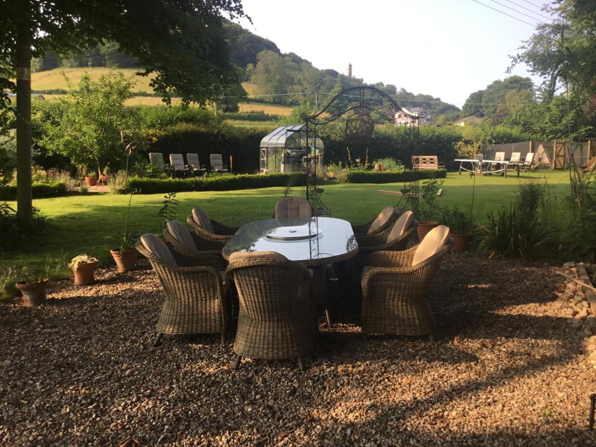 Forthay Bed And Breakfast North Nibley Екстериор снимка
