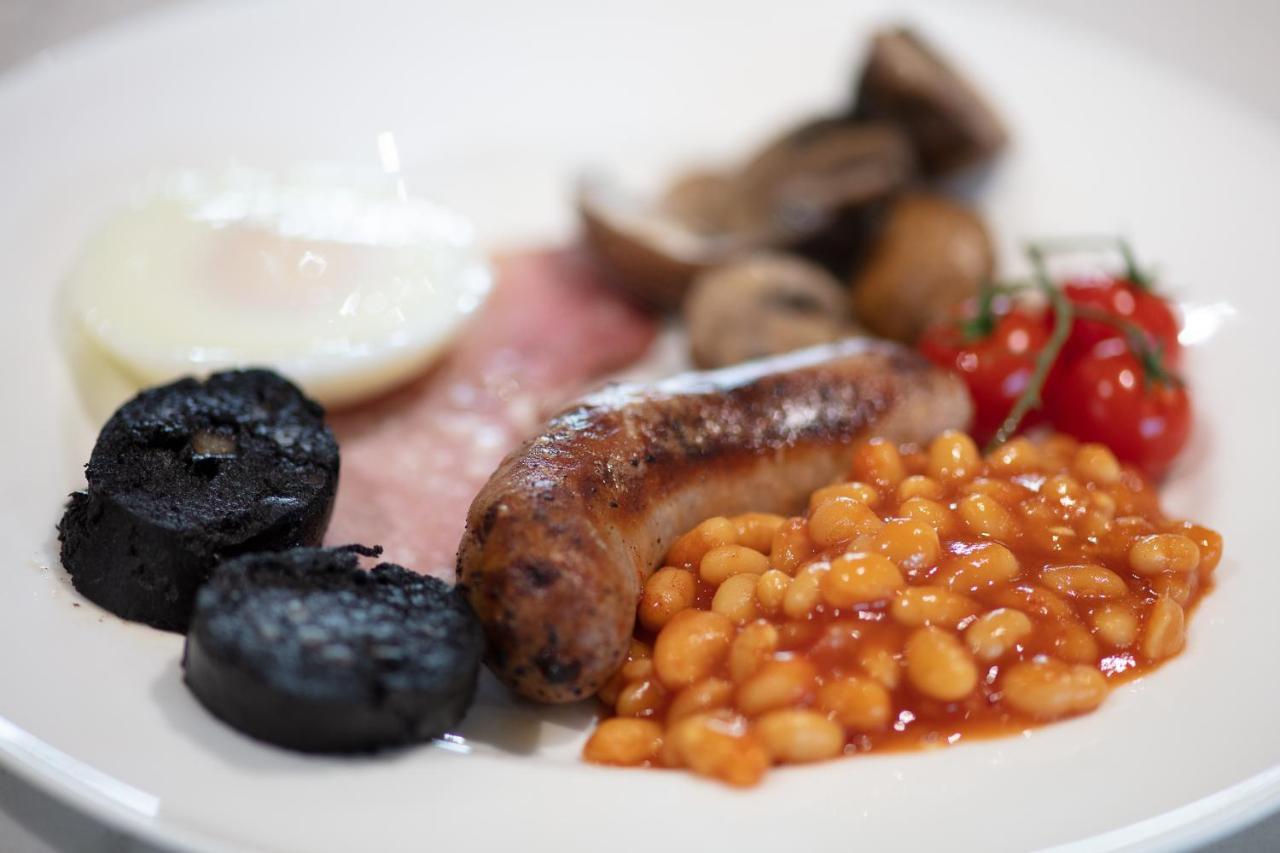 Forthay Bed And Breakfast North Nibley Екстериор снимка